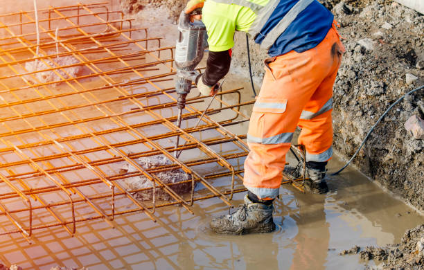Best Commercial Concrete Contractor  in Clintwood, VA